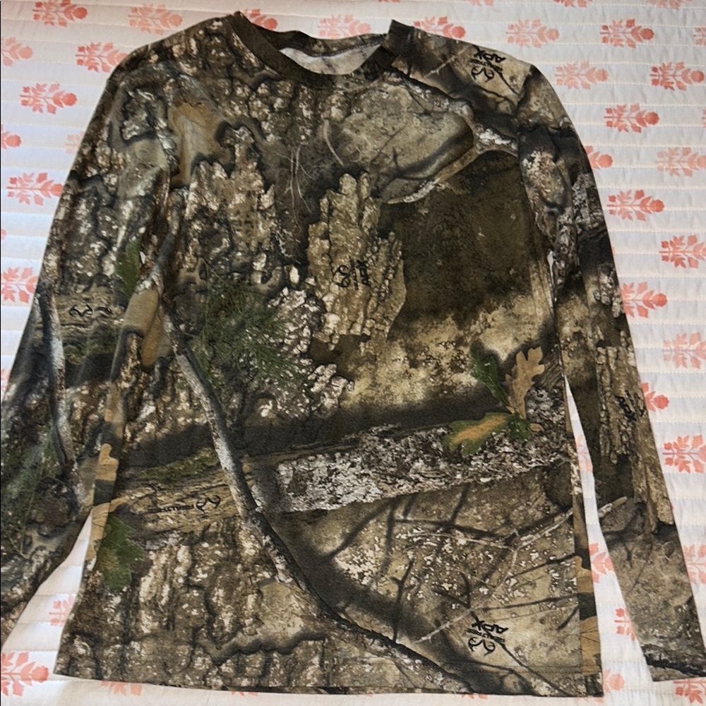 Realtree Camouflage Long Sleeve Tee